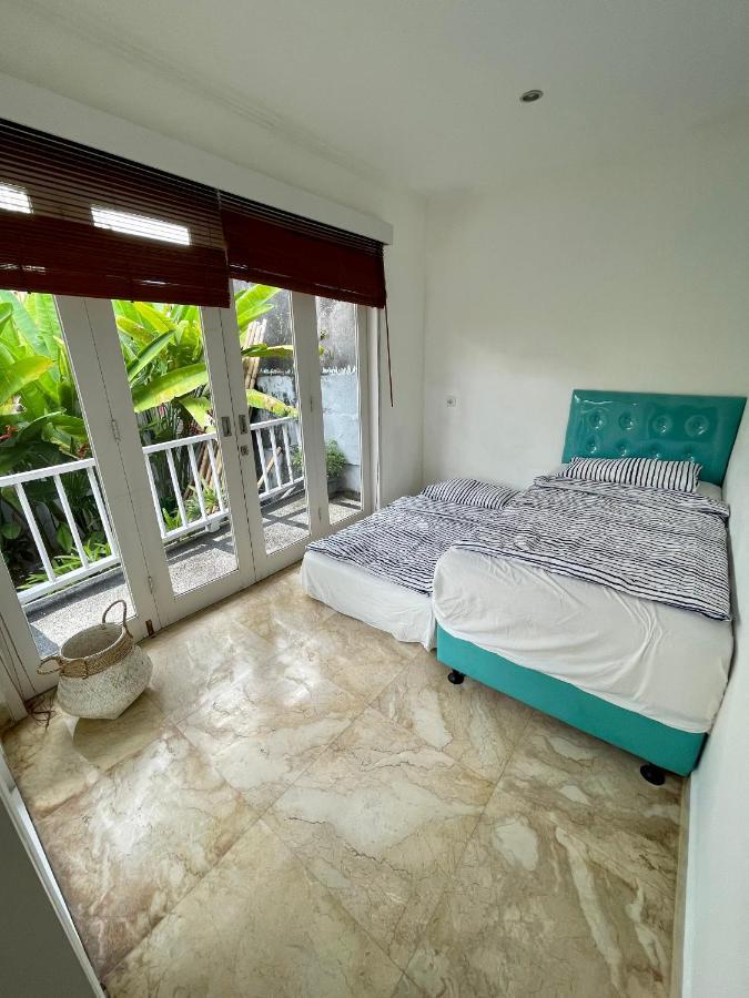 Private Suite In A Kids Friendly Big Shared Villa In Canggu Екстериор снимка