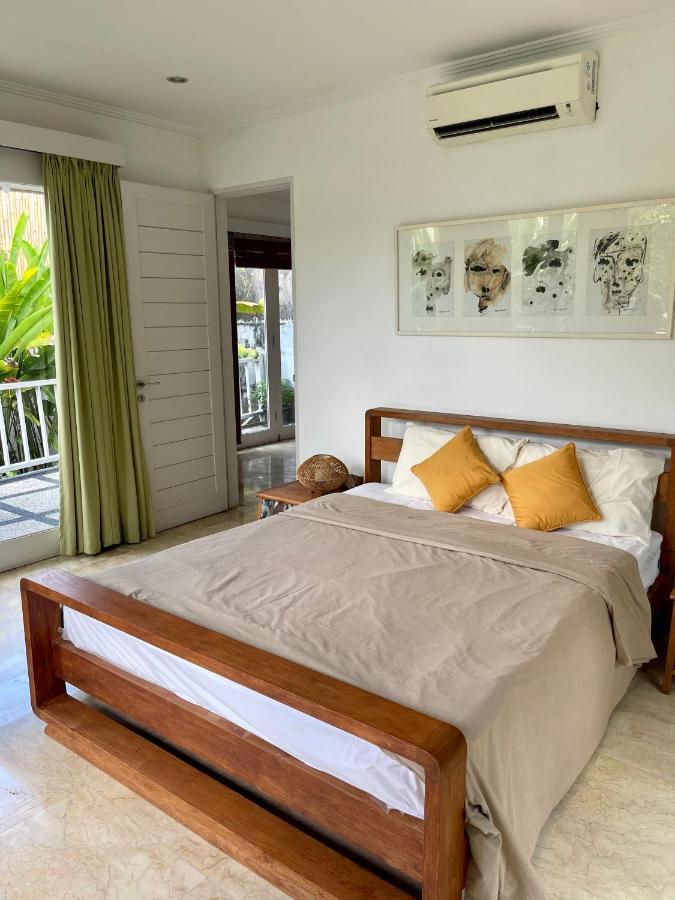 Private Suite In A Kids Friendly Big Shared Villa In Canggu Екстериор снимка