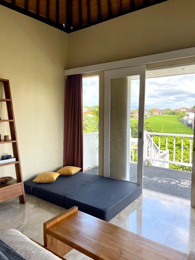 Private Suite In A Kids Friendly Big Shared Villa In Canggu Екстериор снимка