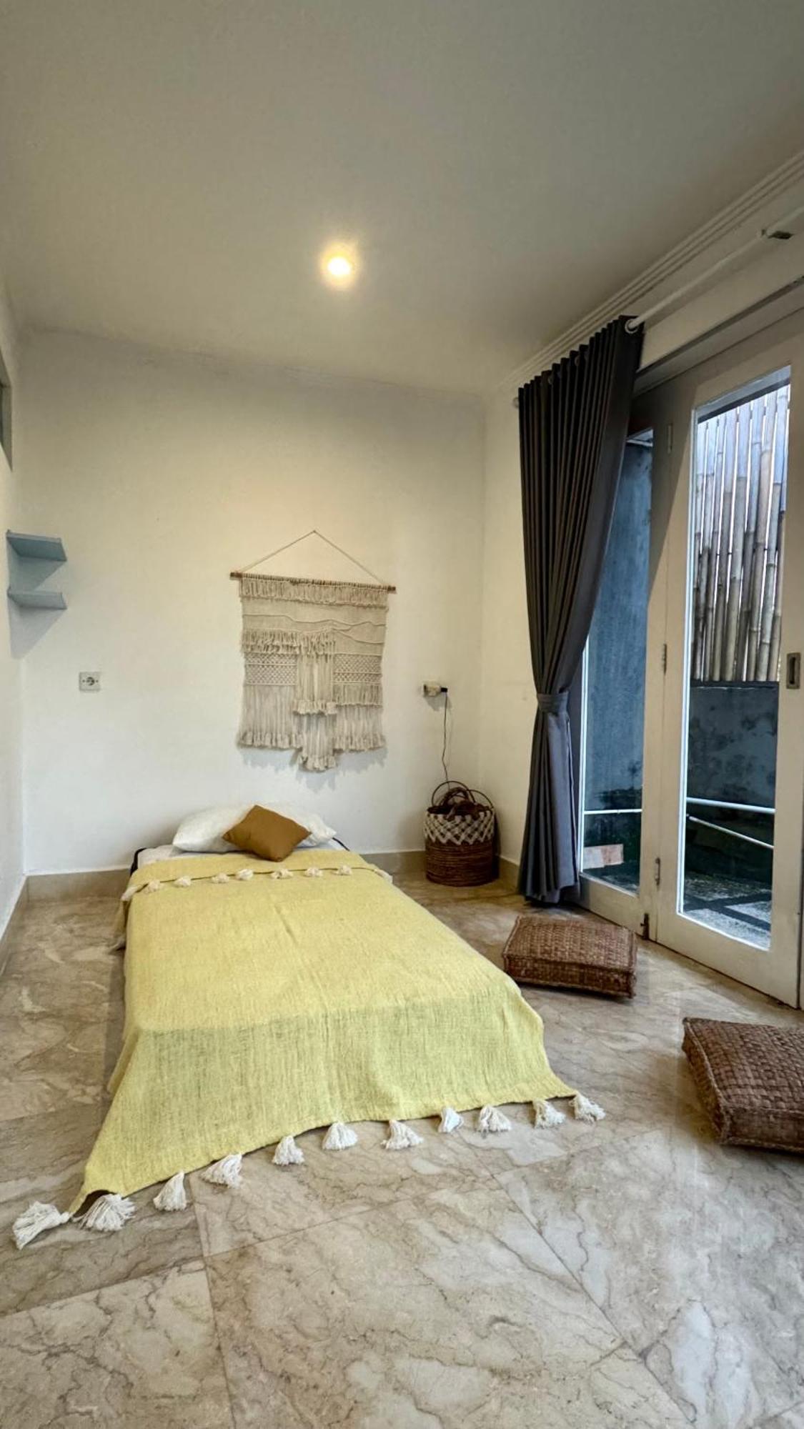 Private Suite In A Kids Friendly Big Shared Villa In Canggu Екстериор снимка
